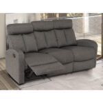 Sofá de tres plazas modelo Siberia en color gris, con mecanismos reclinables y diseño ergonómico, ideal para salas de estar modernas.