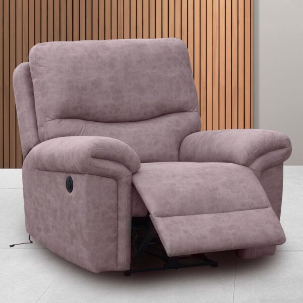 Sillón amplio de diseño moderno y ergonómico, tapizado en tela antimanchas color gris cemento. Equipado con motor eléctrico para un cómodo ajuste del respaldo y reposapiés, ideal para un confort personalizado en cualquier espacio de la casa.